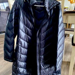 Calvin Klein winter coat, shiny black, size M